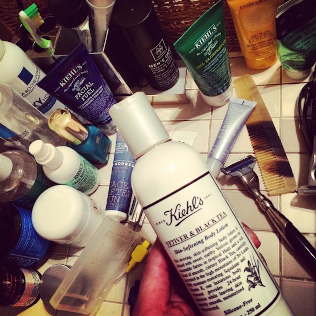 Bedtime routine with Kiehl's divine Vetiver & Black Tea skin-softening body lotion