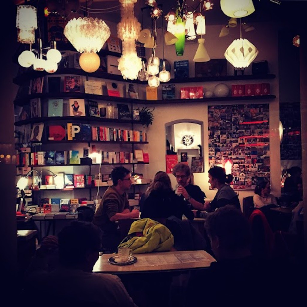 Phil: a hipster cafe selling perfectly roasted coffee, alcohol drinks, books & comics.