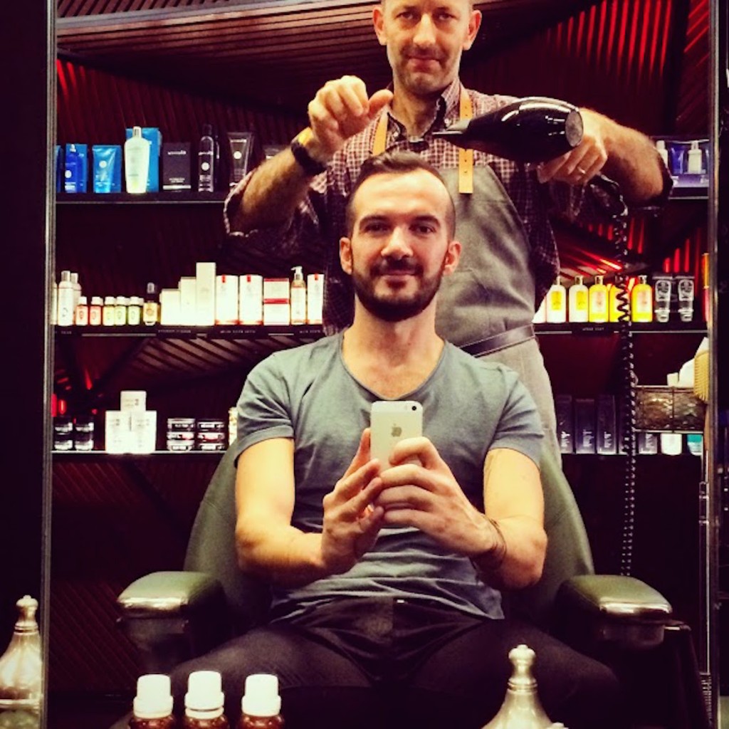 Bad hairday? You have no excuses... (here with Thomas)