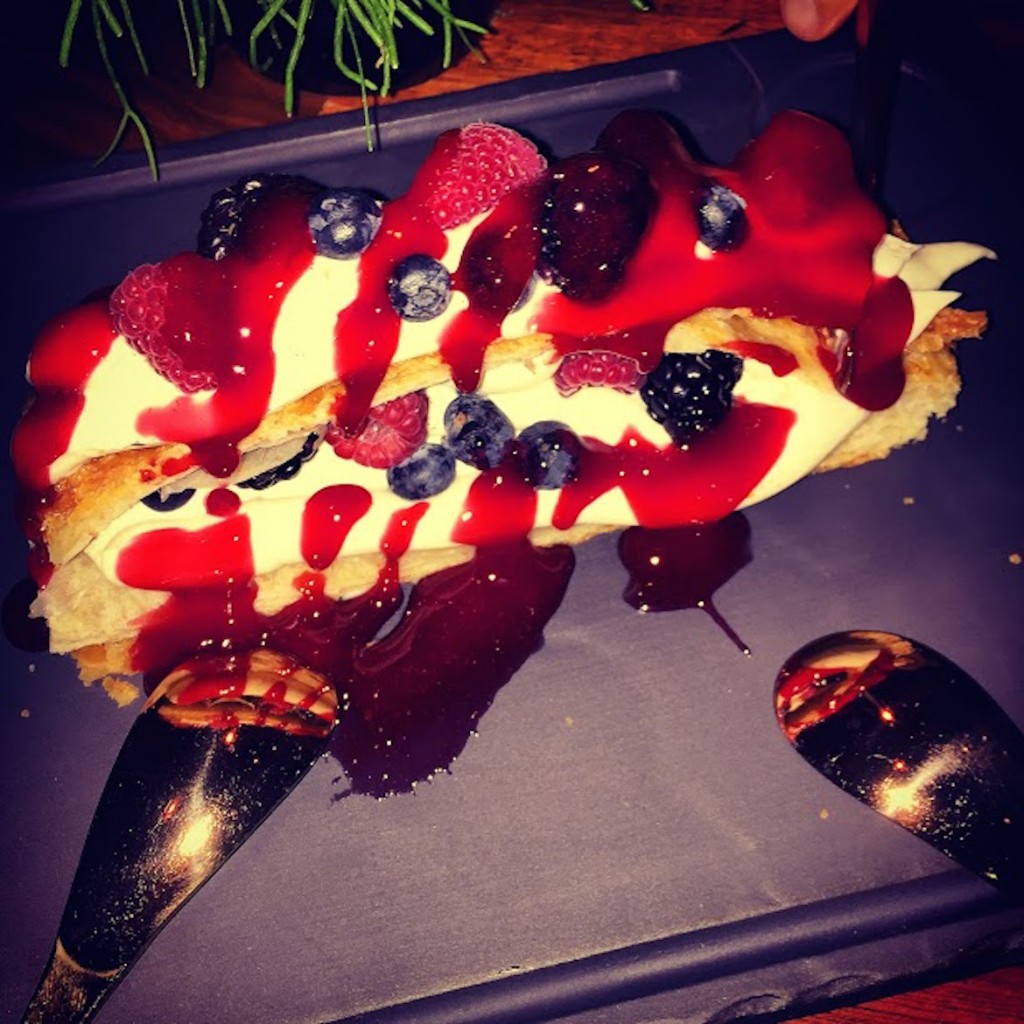Mille-feuille vanilla with red berries