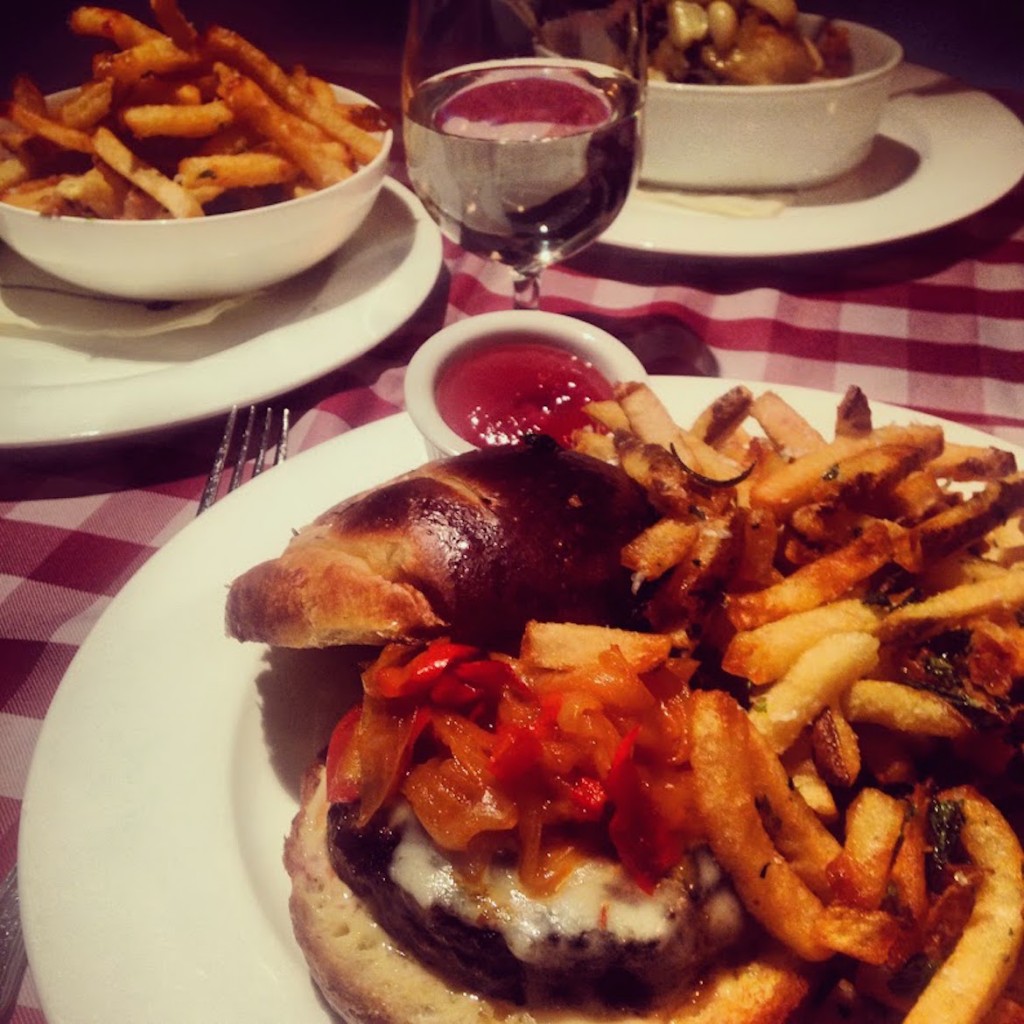 Authentic american burger & fries at Monkey bar, another NYC establisment byy Graydon Carter.
