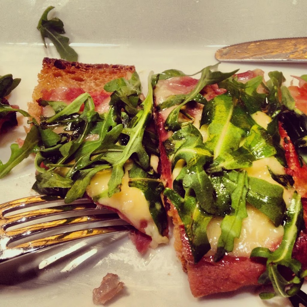 Lunch break having a tartine St-Marcellin at the Food Hall of The Plaza