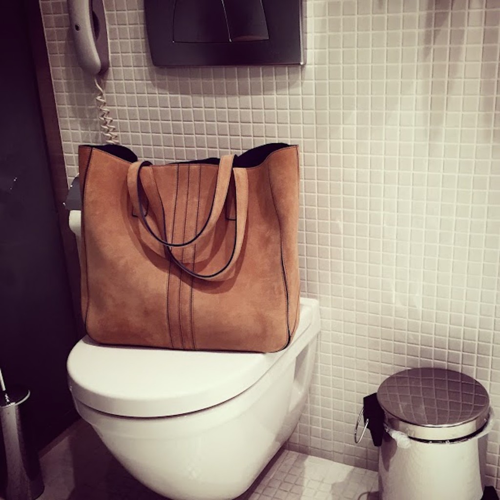 Is it a Tod's weekend or holdall bag? Well, something in between. At Periscope Hotel, Kolonaki