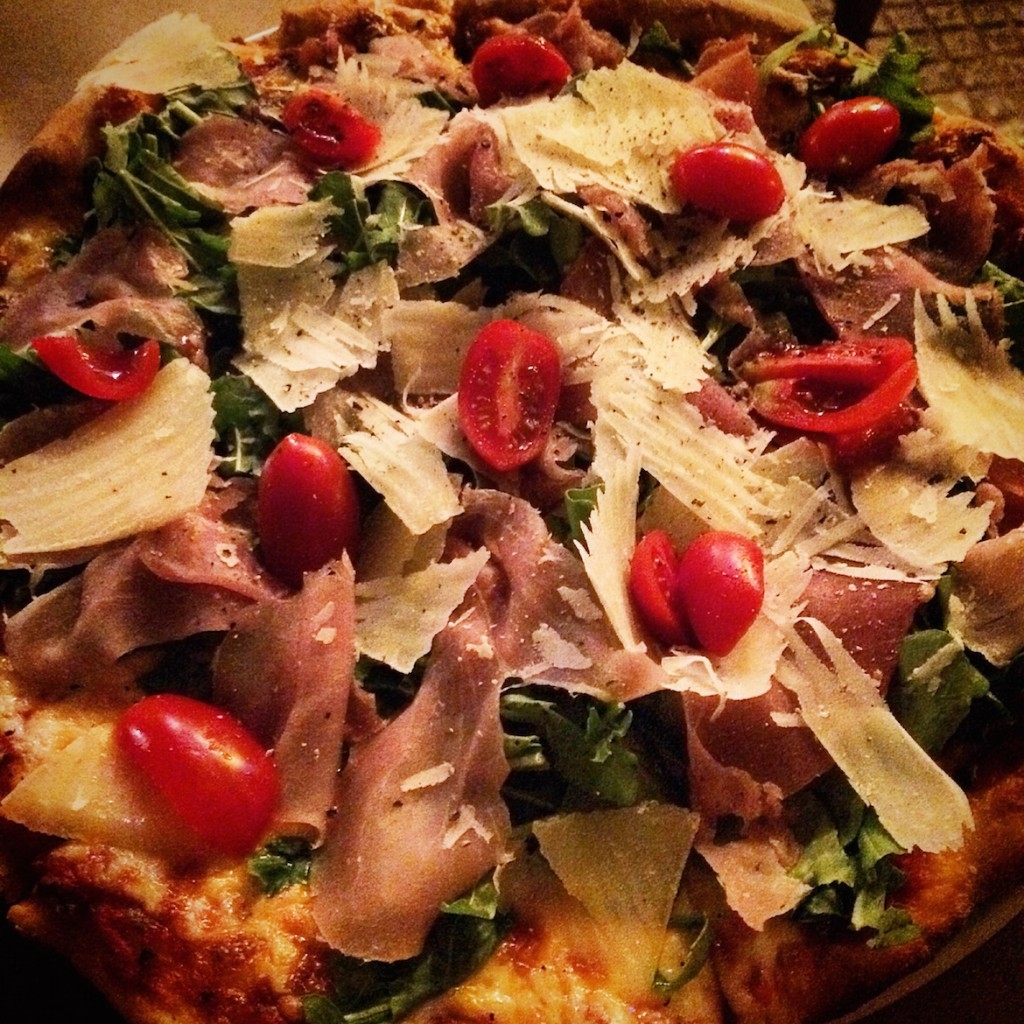 Colibri Eye-candy pizza prosciutto & parmesan (parmigiano)...