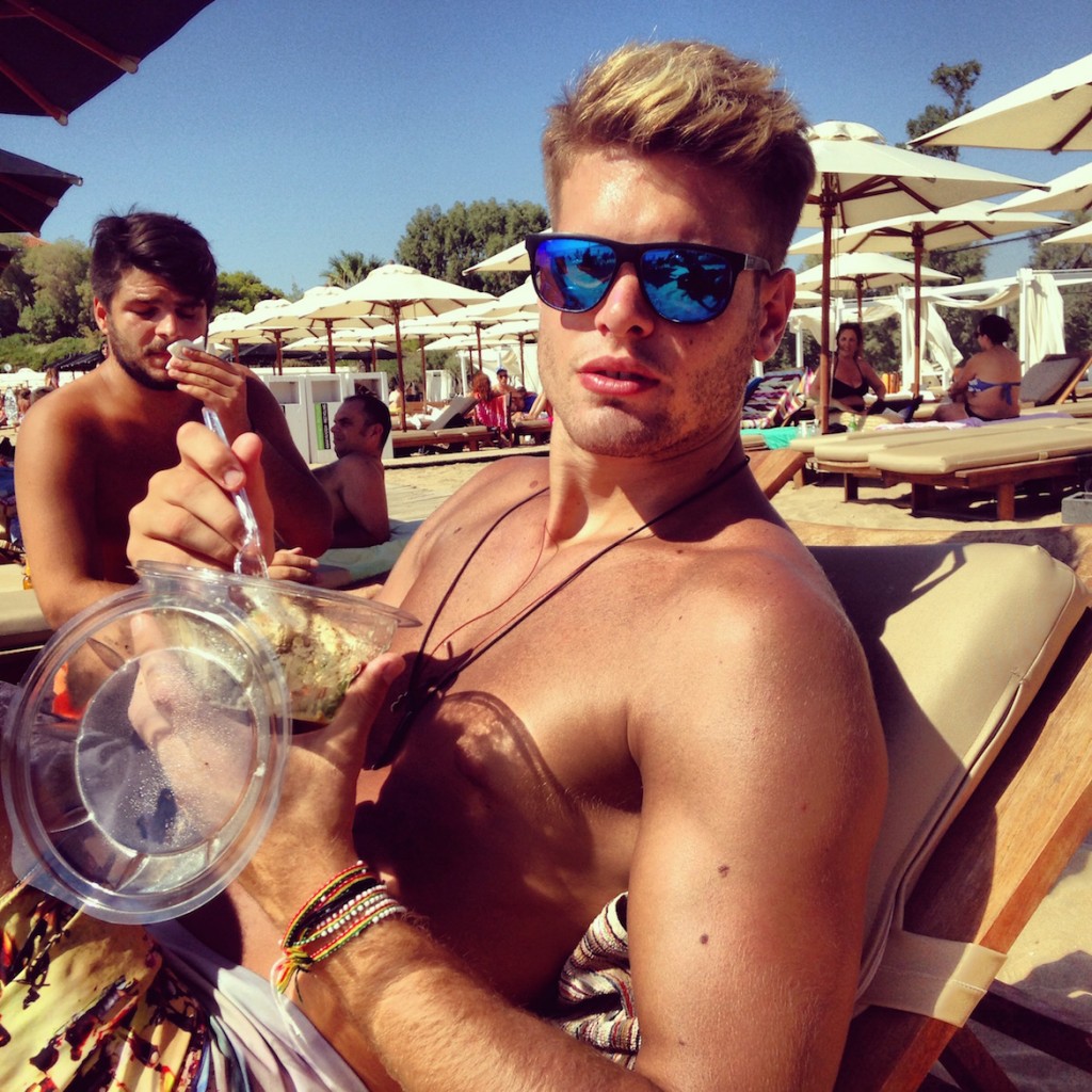Top basketball player & friend Kostas Bogris spending his day off at Astir beach