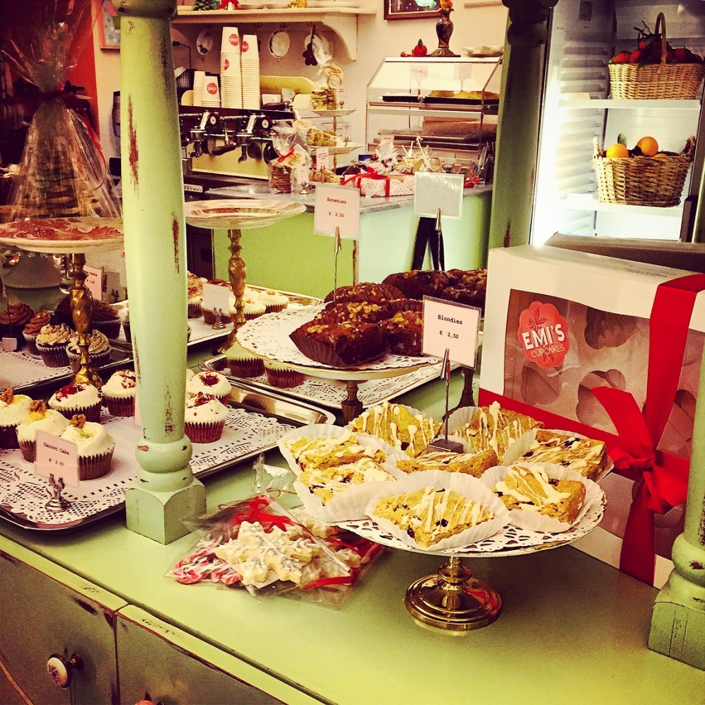 The tiny shop is a paradise of North American #sweettooth culture.