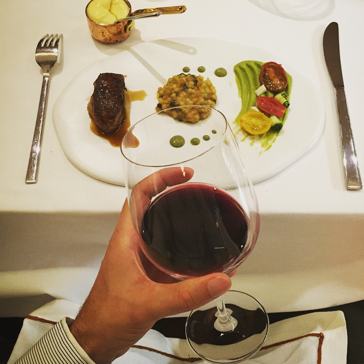 Superb milk-fed lamb with zucchinis puree, couscous & sauce bearnaise made of burnt butter & rosemary +++ 2012 Barbera d'Asti wine "5 Vignes", La Morandina, Piemonte #finedininglovers