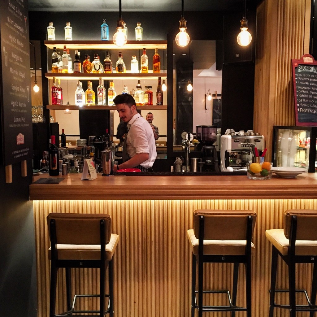 La Pasteria Kolonaki is an all-day meeting point complete with an italian espresso & aperitivo bar!