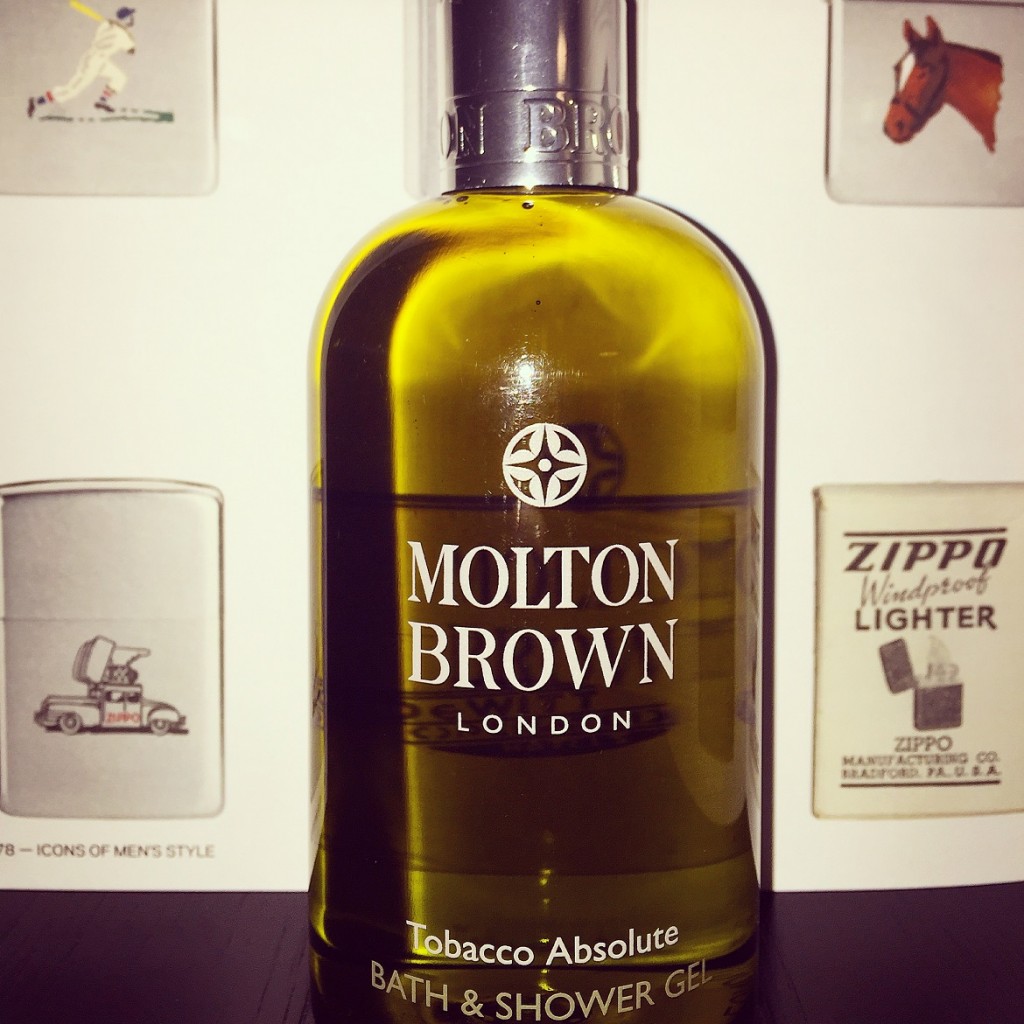 Tobacco Absolute - New shower gel for men.