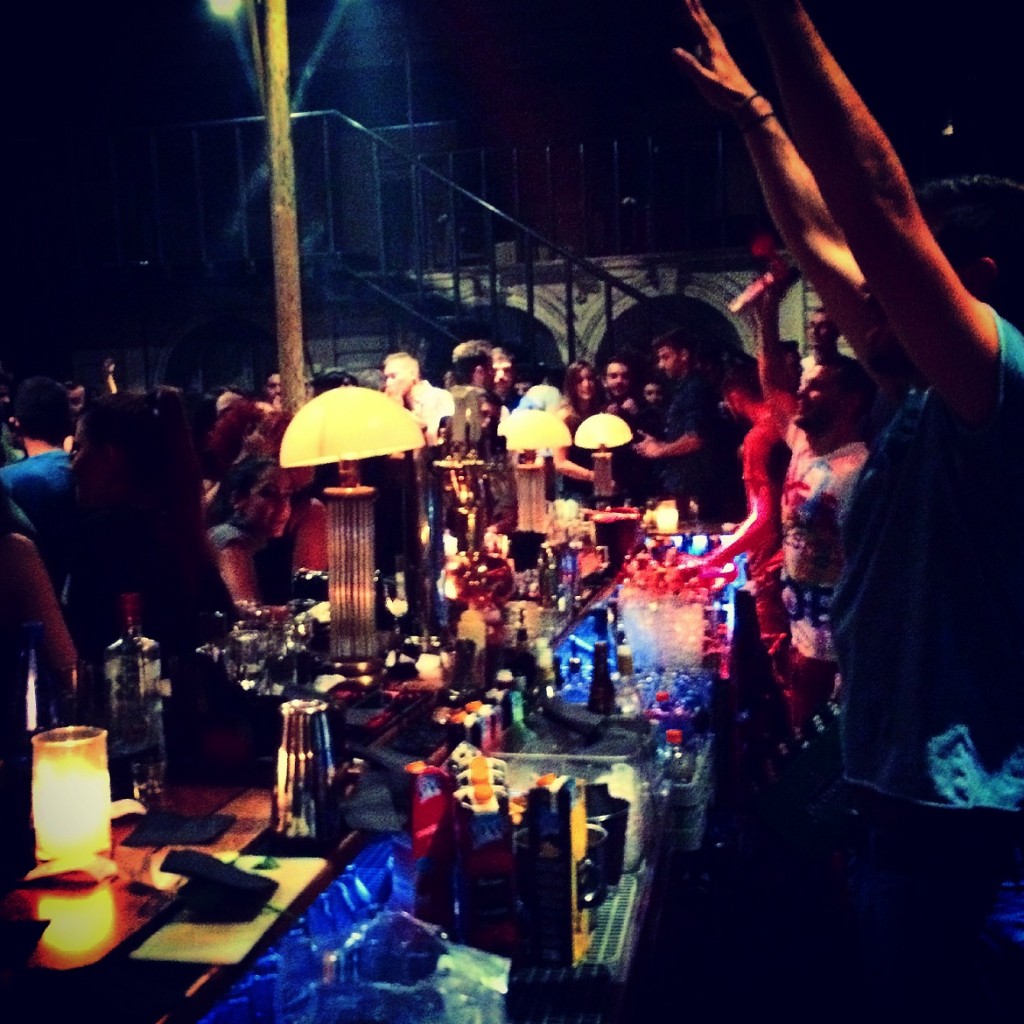 The always happy bar-club Piccadilly, full of university students hungry for life!