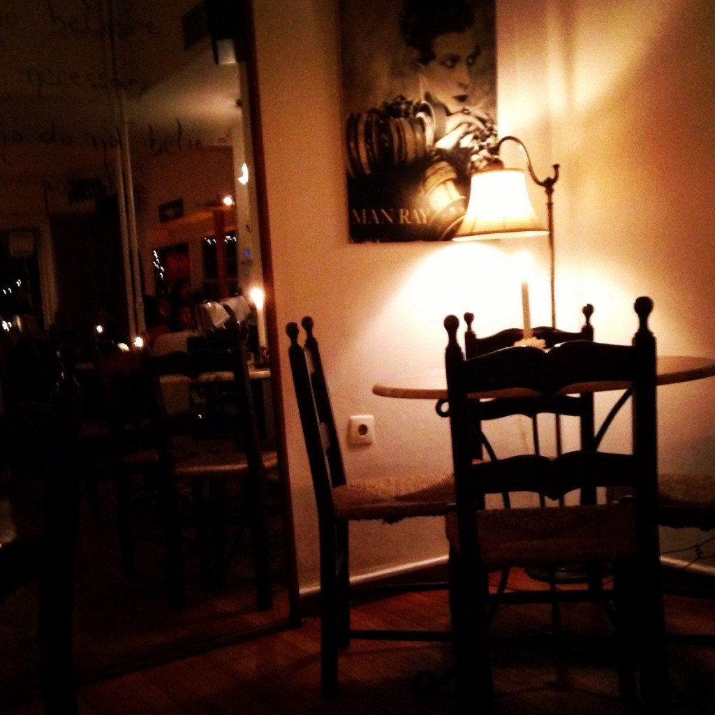 Ratka feels like a timeless & charming Parisian bistro that doesn't have to follow the trends to be cool.