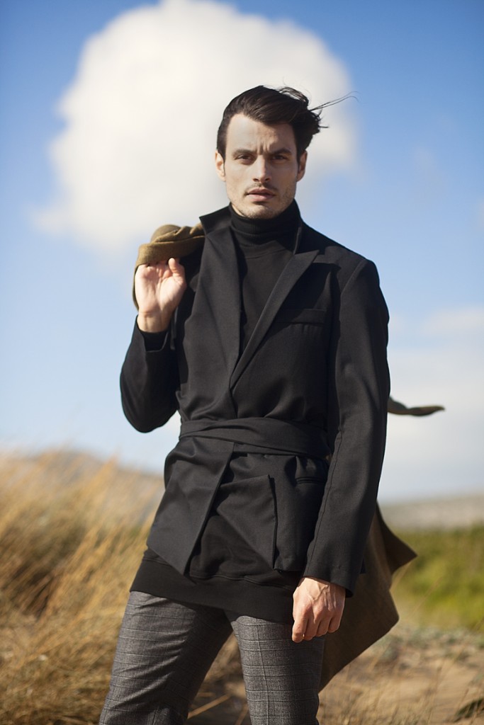 Total look by MI-RO. Sweatshirt by Rick Owens