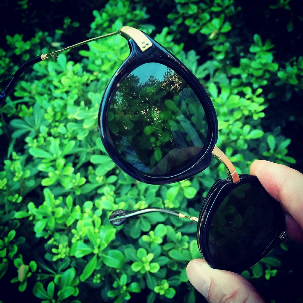 Sophisticated & cool sunglasses by HALLY & SON (Bairamoglou) for the occasional winter sunshine.