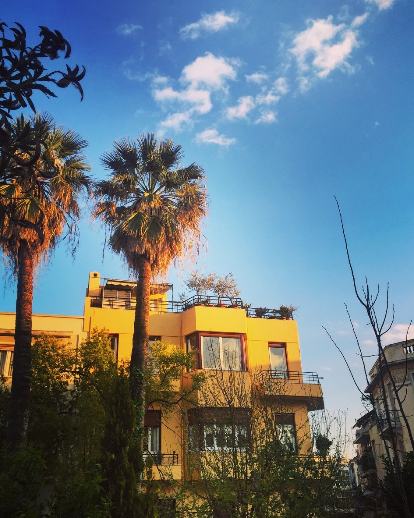 Taking a stroll around Plaka (the cutest neighbourhood of Athens)
