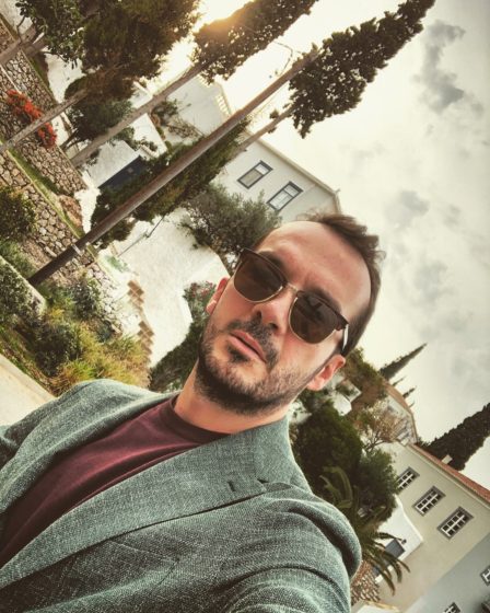 tweed-run-spetses