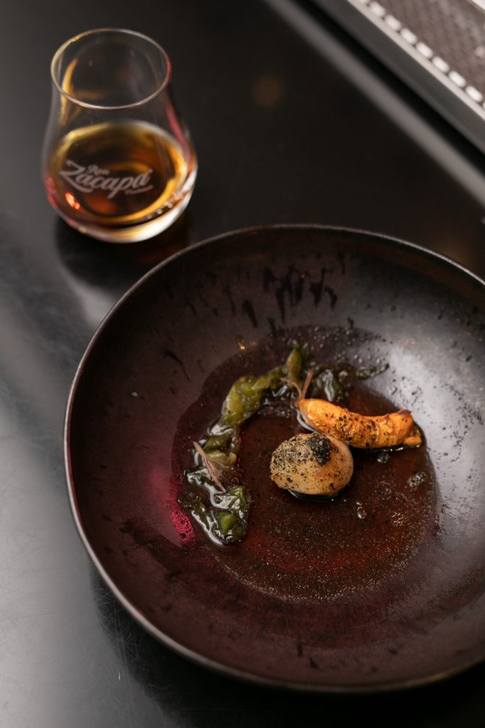 ZACAPA-art-of-slow-dinner-1
