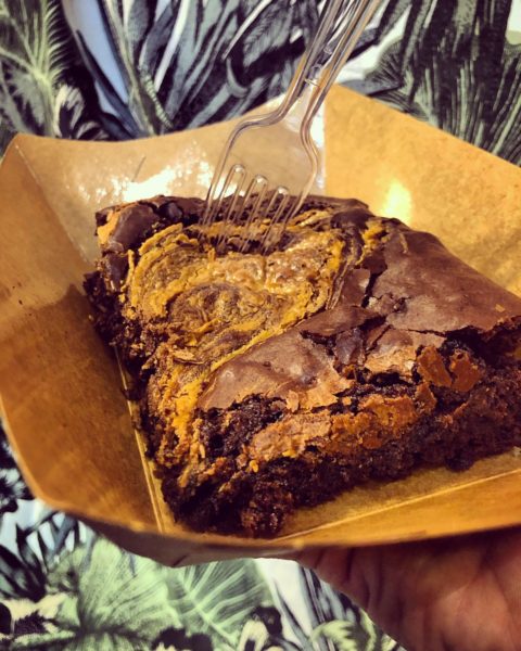 madame-ginger-brownies-peanut-butter