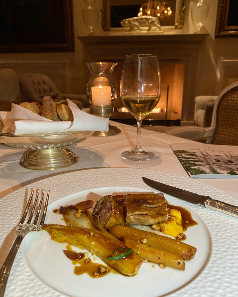 tudor-hall-forest-menu